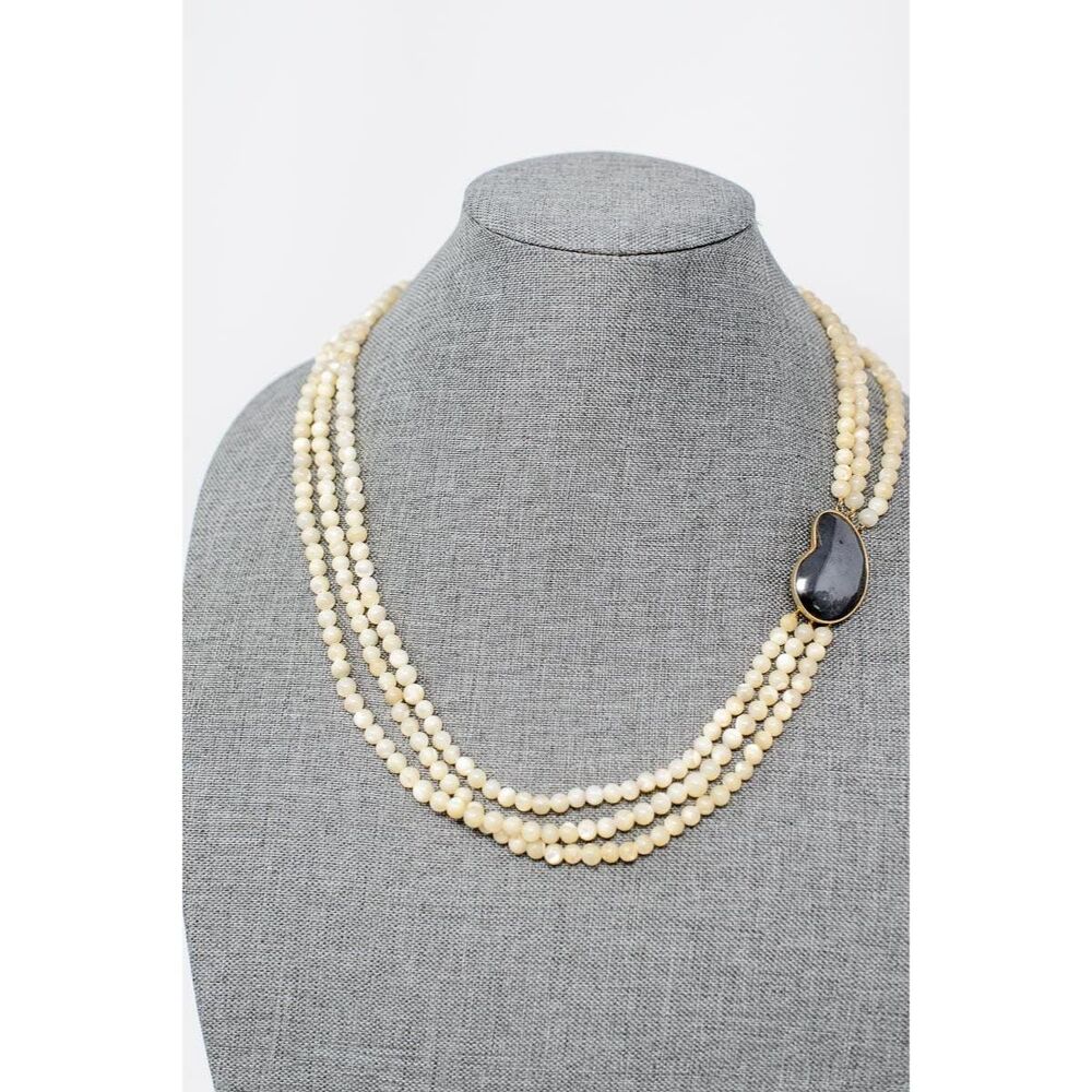 Vintage Mother of Pearl Bead Necklace with Black Heart Pendant, 24"